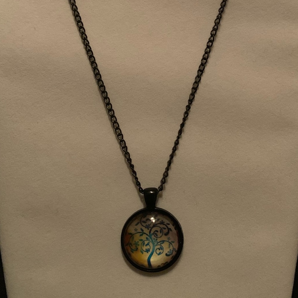 Tree Of Life Necklace Black